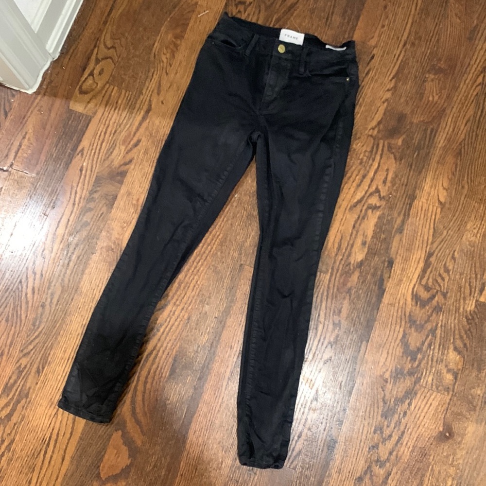 Frame Le High Skinny black jean